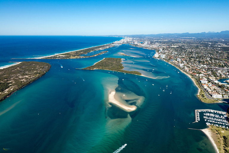 Gold Coast: Catamarano privato e pranzo sull&#039;isola