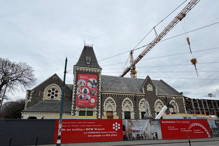 Christchurch: Ultimate Walking Tour with Coffee