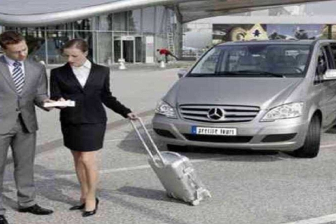 Cairo: Airport Arrival/Departure One Way Private Transfer
