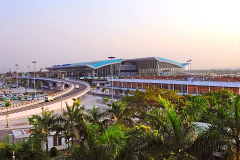 Hue do międzynarodowego lotniska Da Nang/Danang – samochód prywatny