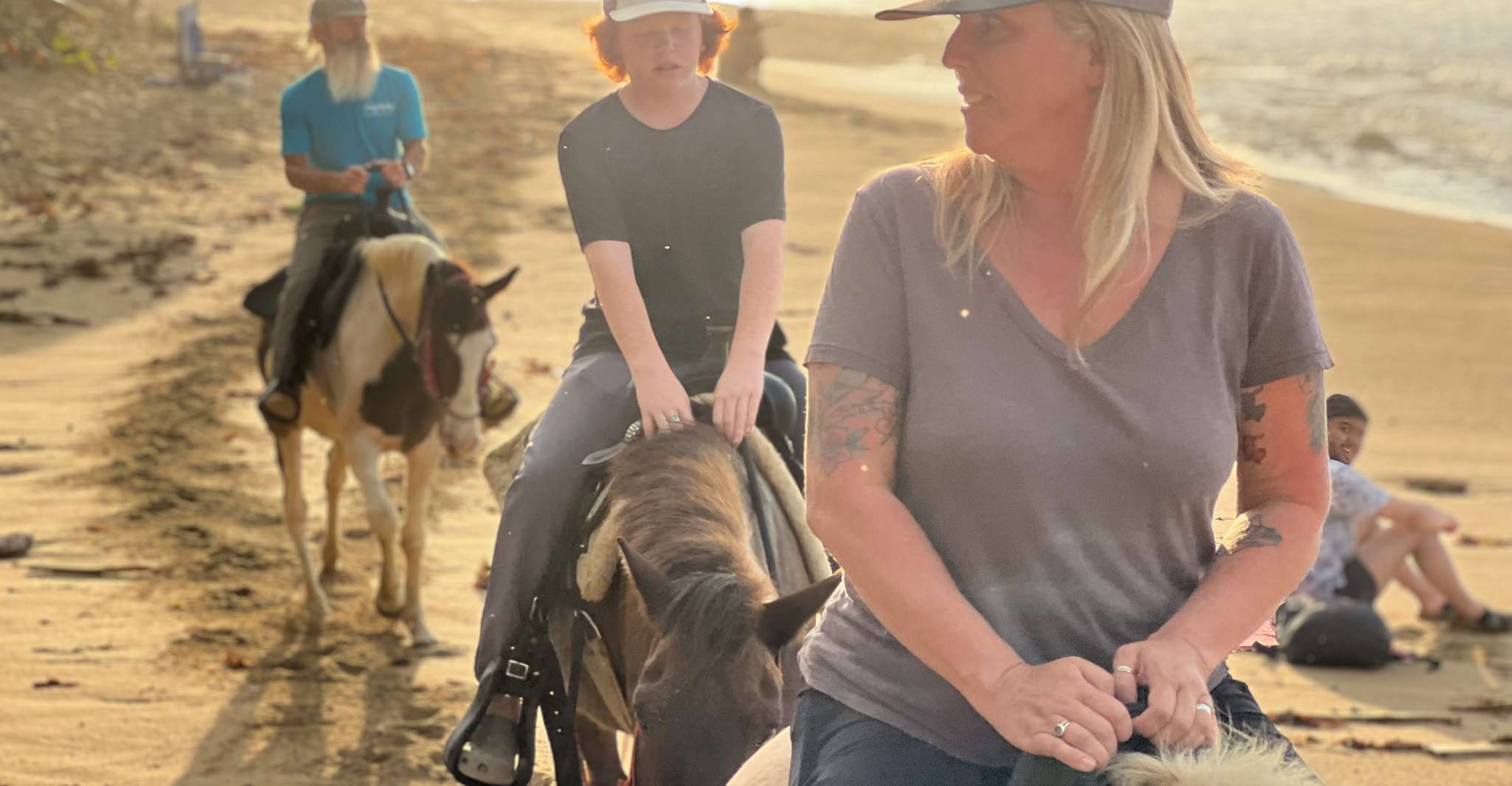 Randonnées à cheval sur la plage d'Aguadilla - Hizvo