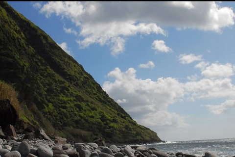 São Jorge: Ida e volta da ilha até 7 horas.Ilha de São Jorge: Ida e volta 7 horas.