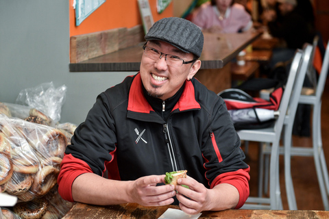 Toronto: Express - St. Lawrence Market+Distillery Food Tour