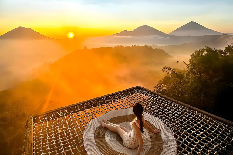 AKASA Sunrise Cafe, Toya Devasya Hot Springs & Rice Terrace