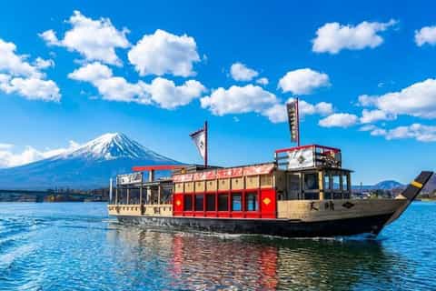 Tokyo: Mt. Fuji Lake Kawaguchiko Oshino Hakkai Private Tour - Image 3
