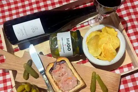 Den 100% franska apéritifen i Paris