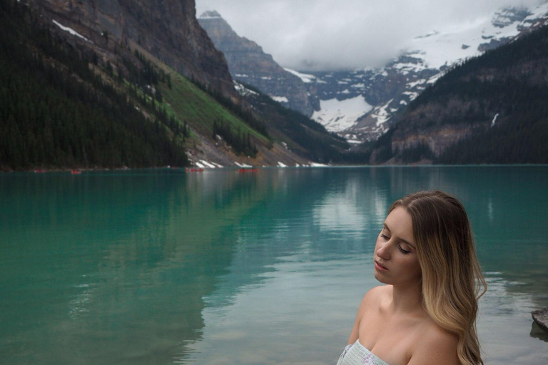 Da Banff: Bus navetta per Lake Louise e Moraine Lake.