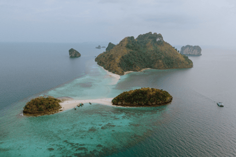 Krabi: 4 Island Premium Yacht with Snorkeling & Clear Kayak Half Day Morning Trip