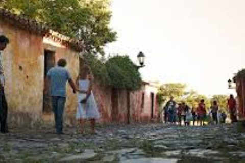 Colonia del Sacramento: Sightseeing Walking Tour and Coffee in the Old Town