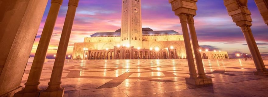 Visite nocturne de Casablanca et dîner traditionnel marocain