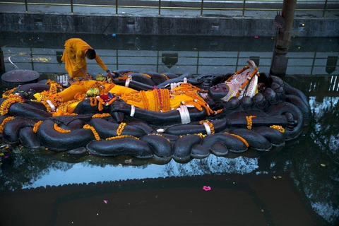 Kathmandu: Budhanilkantha Temple Guided Tour with Transfer