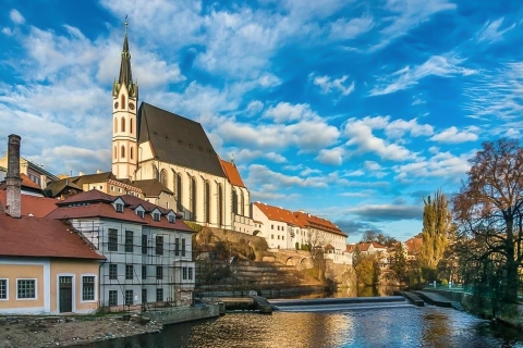 Český Krumlov: 1 día desde Praga con almuerzo en una tabernaTour en inglés