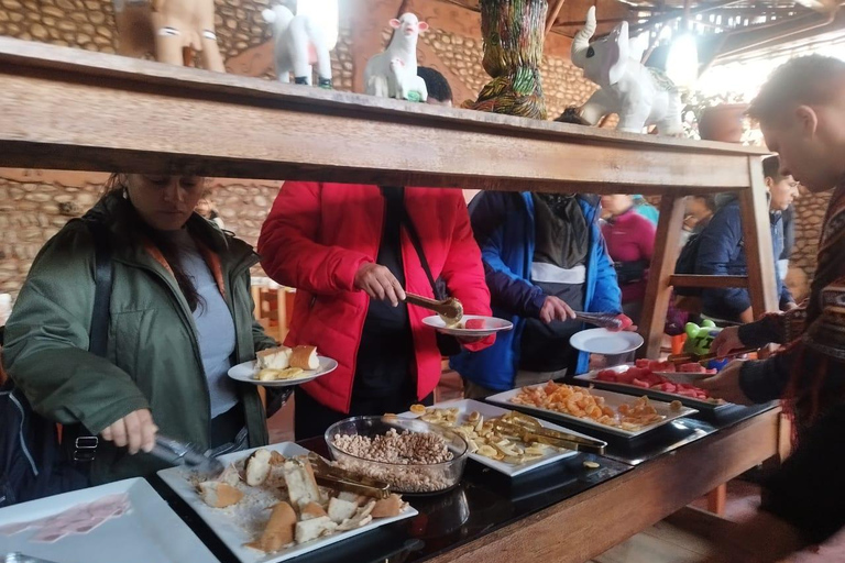 Cusco: Guided Excursion to the 7 Colors Mountain with Breakfast & Lunch Cusco: Guided Tour to the Rainbow Mountain with Breakfast and Lunch