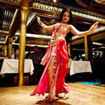Il Cairo: cena in crociera di lusso sul Nilo, danza del ventre e tanura