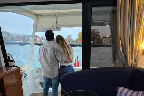 Geneva: Private Boat Cruise with Optional Fondue Private Boat day Lake Geneva (2h)
