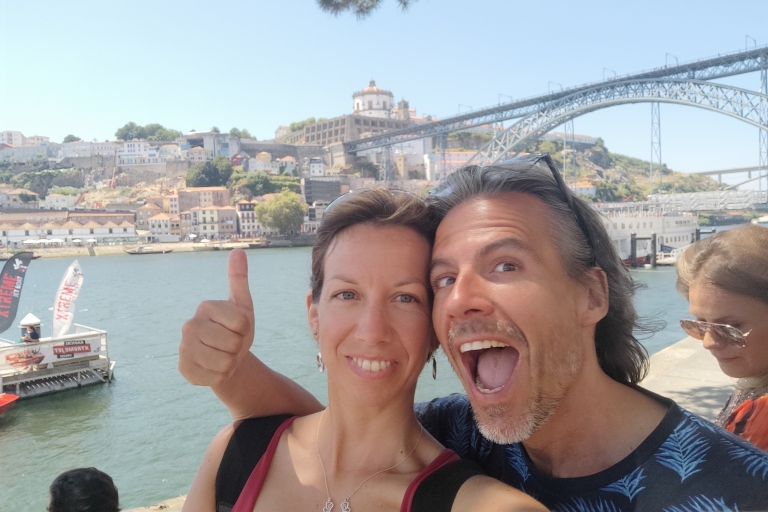 Porto: Scavenger Hunt i City Highlights Walking Tour