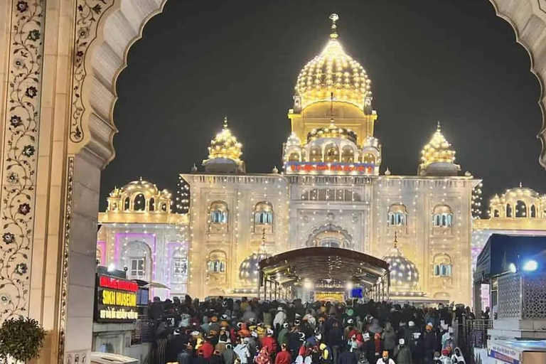 Nueva Delhi : Tour nocturno de Delhi - 4 horasDesde Gurugram / Noida / Greater Noida, Coche + Guía turístico