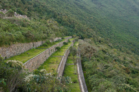 From Cusco: Landscapes and Archaeological Mysteries in Choquequirao