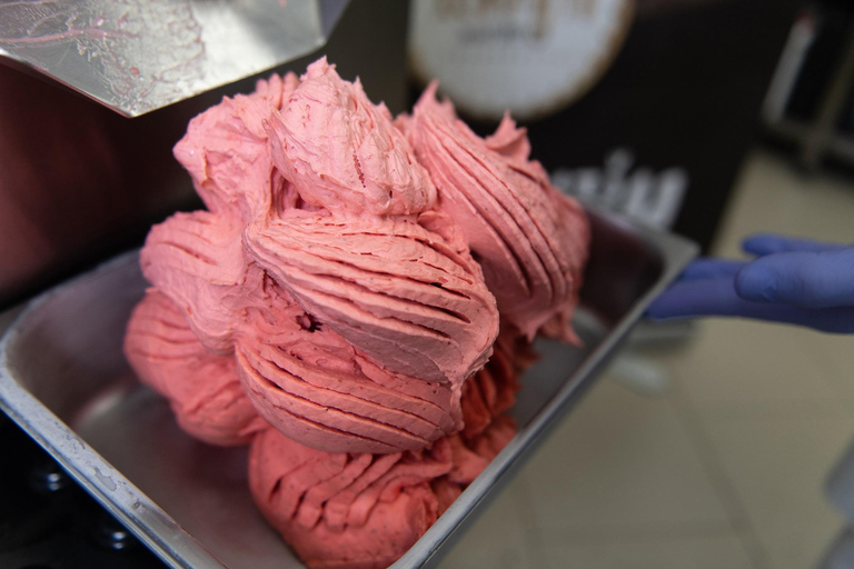 Florence: Pizza and Gelato Experience with Unlimited Wine