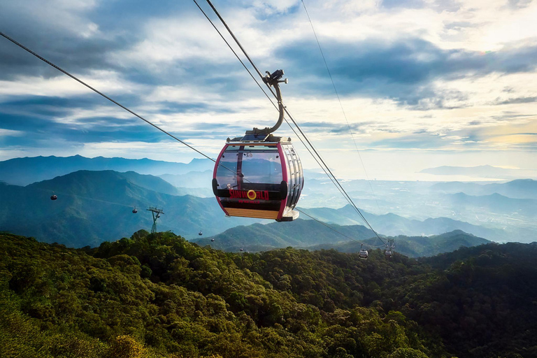 Z Da Nang: Złoty Most na wzgórzach Ba Na + relaksujący masażLarge Group Tour including Ticket – No Lunch - No Massage