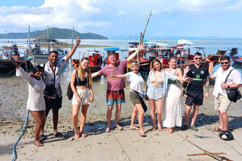 Koh Samui: Island Hopping Adventure in Coral and Pig Island Small Group Tour with Hotel Pickup
