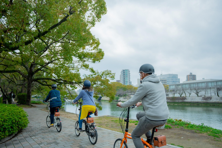 Hiroshima: Fredscykeltur med lokal guide