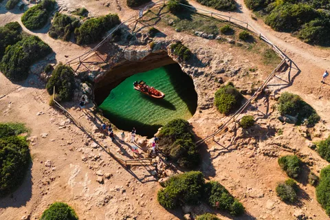 Da Lagos: Avventura in motoscafo alle grotte di Benagil