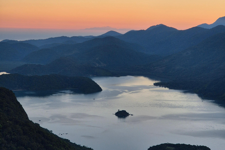 Paraty: Mamangua's Sugarloaf Hike with taxiBoat and transfer