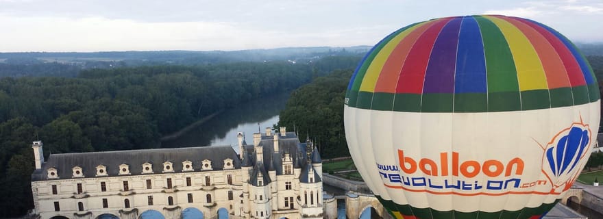 Vol en montgolfière à Amboise au coucher du soleil au-dessus de la vallée de la Loire