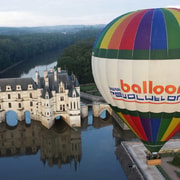 Amboise Heißluftballonfahrt zum Sonnenuntergang über dem Loire-Tal