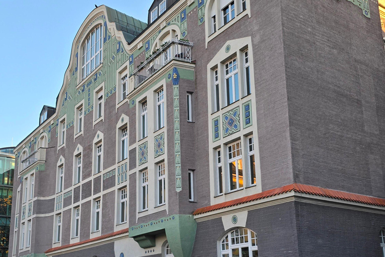 Art Nouveau ontmoet streetart in MünchenPrivétour: Engels of Duits