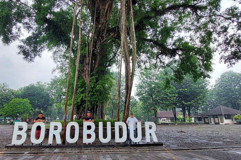 Z Yogyakarty: Jednodniowa wycieczka Borobudur i Prambanan