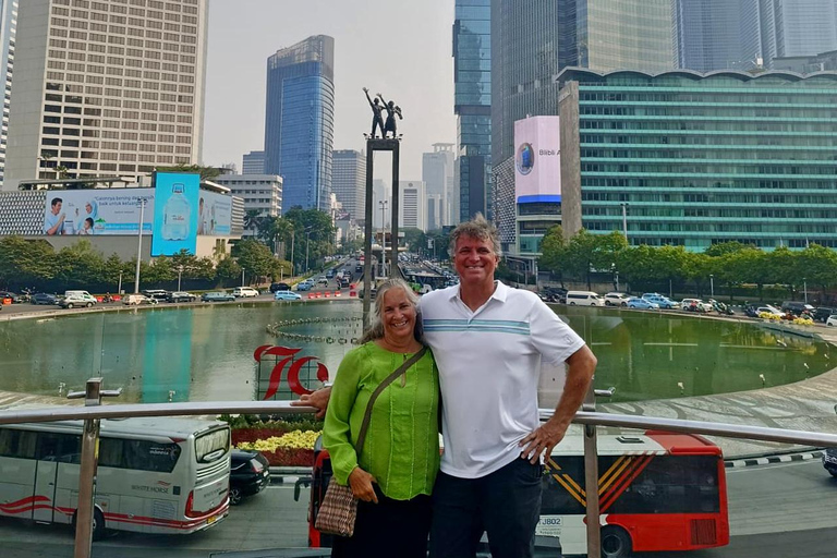 Visite touristique d&#039;une demi-journée à Jakarta, avec visite de la ville moderne et de la vieille ville