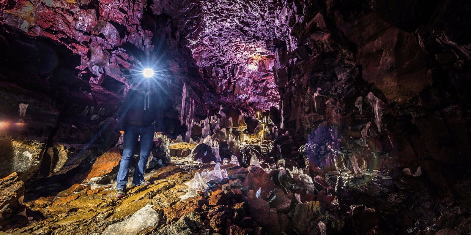 Reykjavik: Silfra Snorkeling & Lava Tunnel Adventure Combo