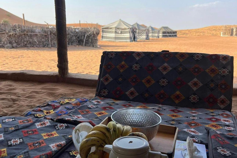 Safári de luxo com pernoite no deserto em Salalah