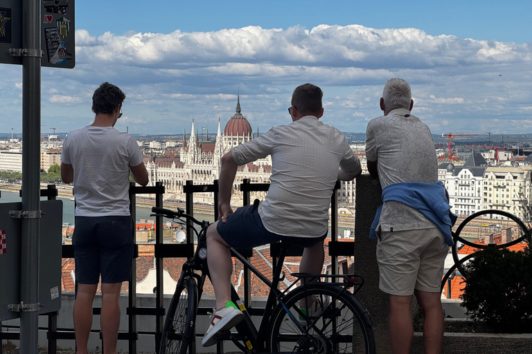 Budapest: Complete E-Bike Tour of Buda & Pest Highlights
