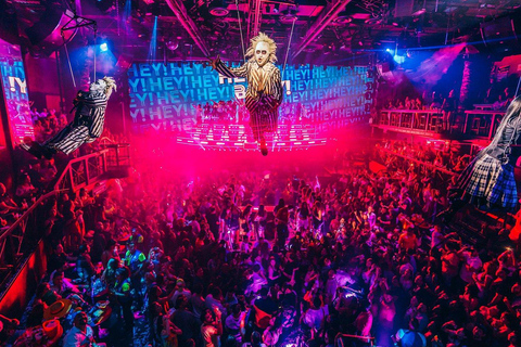 Cancun Combo: Taco & Beer Tour with Coco Bongo Night Show Starting at Meeting Point (No hotel Pick-Up)