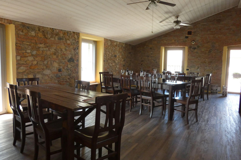 Casalnoceto: Winery Tour with Wine Tasting & Local Food Winery Visit in Alessandria - Italiano