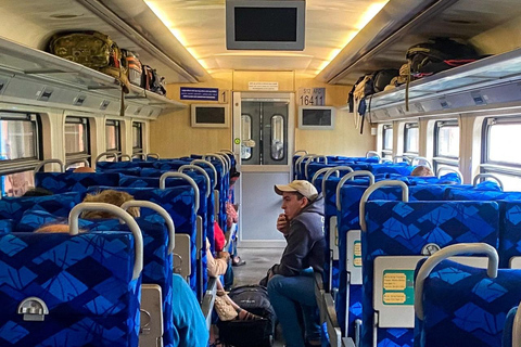 Ella: Curated Scenic Train Journey from Nanu Oya with Locals Nuwara Eliya: Train E Ticket to Ella 1st or 2nd class cabin