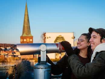 Tour a pie por Aarhus: De pueblo vikingo a metrópolis