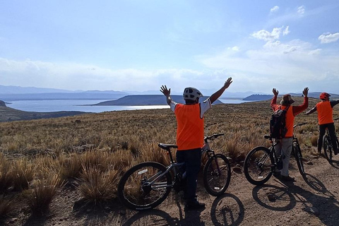 Puno: Sillustani Tombs, Bike Tour - History and Nature
