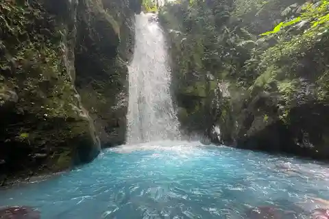 Sky Blue Adventure Tour di un giorno intero delle cascate