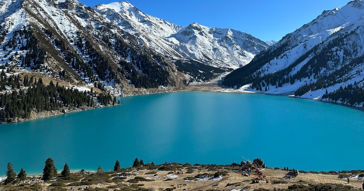 Almaty: Guidet vandretur til den store Almaty-sø med transport ...