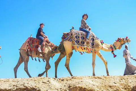 Marsa Alam: Meer und Wüste Kamelreiten Tour