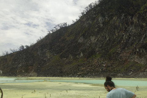 Bandung : Private Tour Guide Sightseeing (Costum tour)