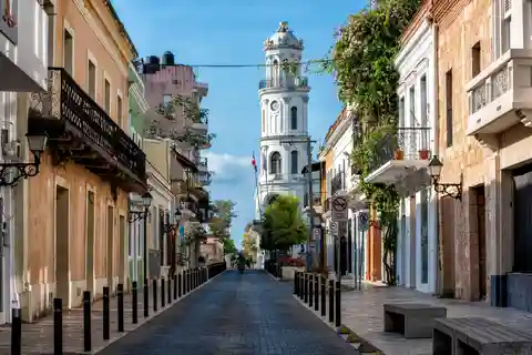 Punta Cana: Viagem de 1 dia a Santo Domingo com ingressos e almoço