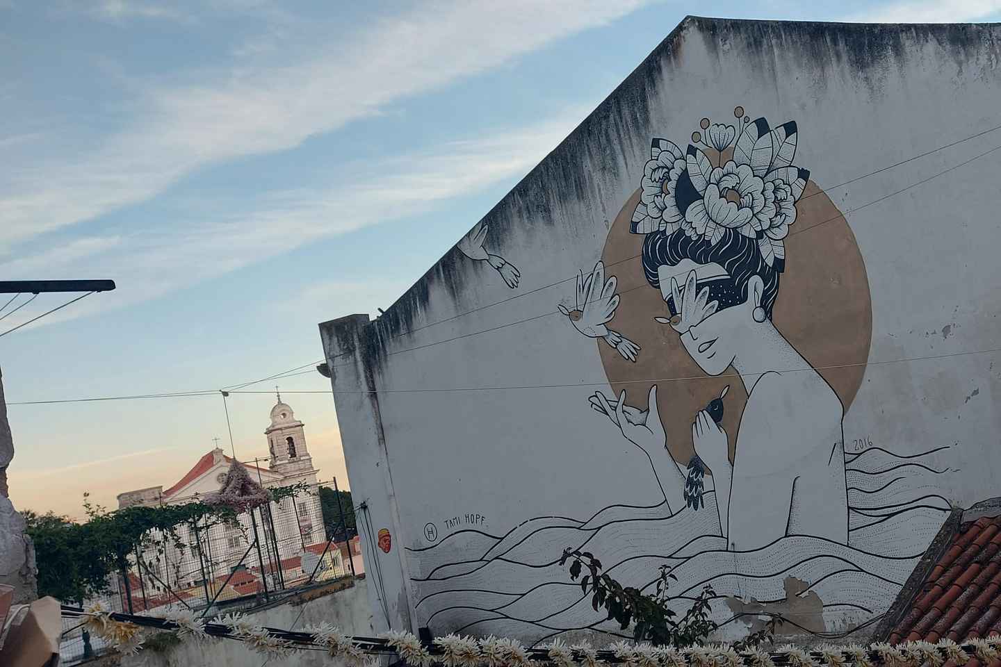 Lisbon Street Art Lovers Walk