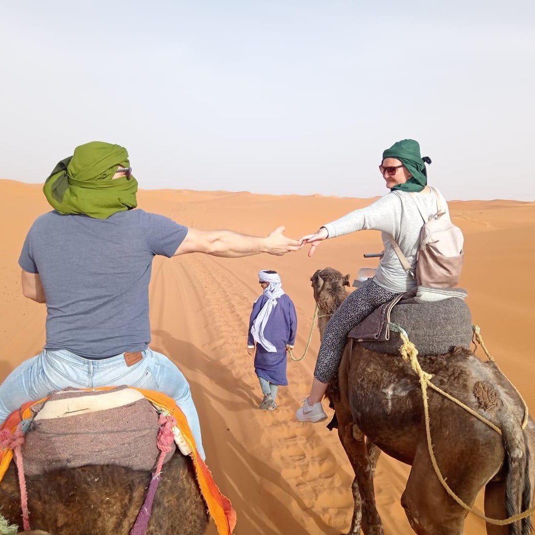 De Marrakech à Fès : une excursion de 3 jours dans le majestueux désert du Sahara - dromadaire