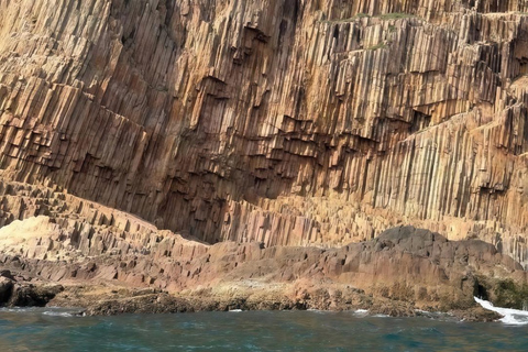 Hong Kong Geopark: Volcano Sightseeing & Hidden Coral Snorkeling Experience (Private) Volcano Sightseeing & Snorkelling Experience