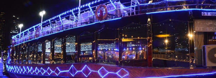 Dubaï : dîner-croisière unique dans la marina